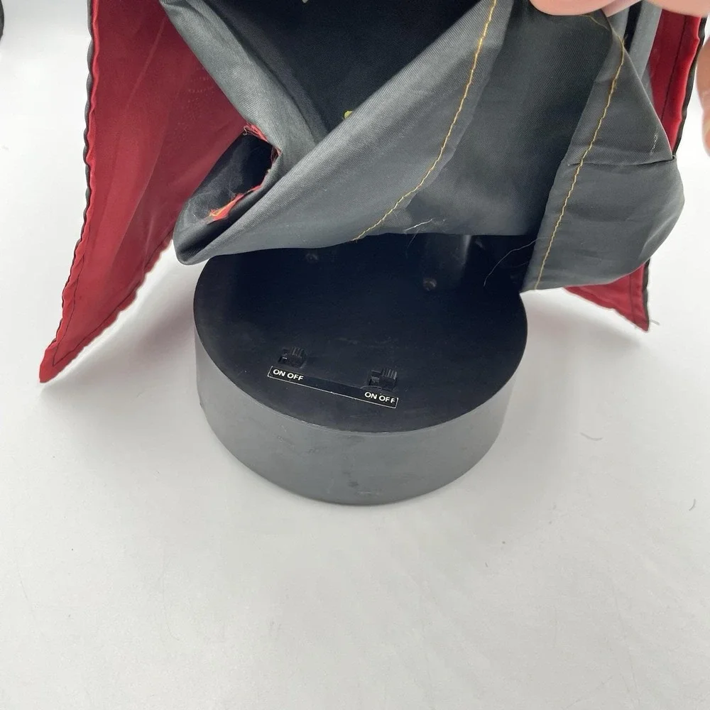 Vintage 1990s Rock And Roll Halloween Witch Animated Light Sound 20